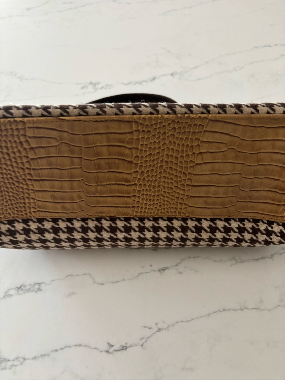 Vintage Marshall Fields Houndstooth Top-Handle Satchel with Camel Trim - Picture 5 of 7